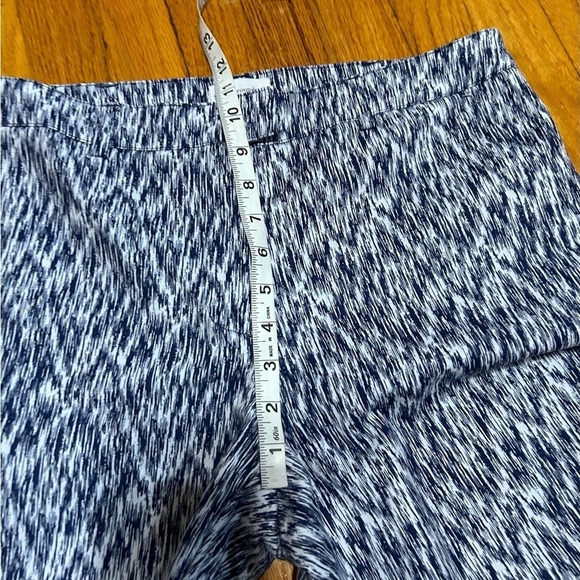 Soft Surroundings Stretch Ankle Pants Size 8 Blue And  White - Picture 3 of 7